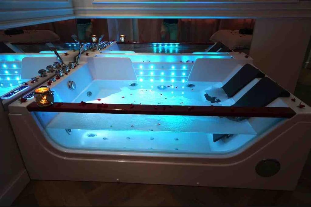 Apartament Glamour Prywatne Jacuzzi Starowislna Krakow Exterior photo